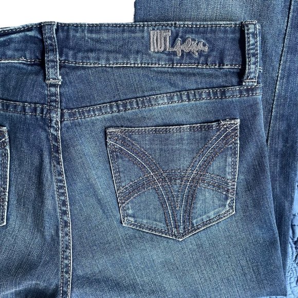Kut From The Kloth Farrah Baby Bootcut Mid-Rise Jean Size 6 Inseam 28.5" - Picture 7 of 11